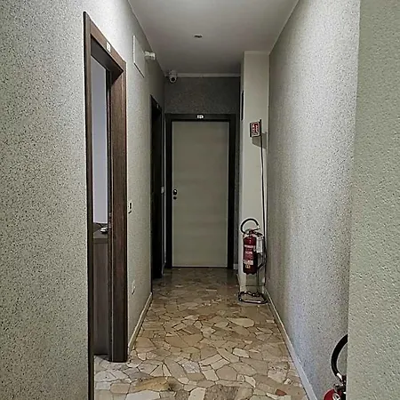 Bissi فندق