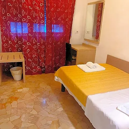 Hotel Bissi *